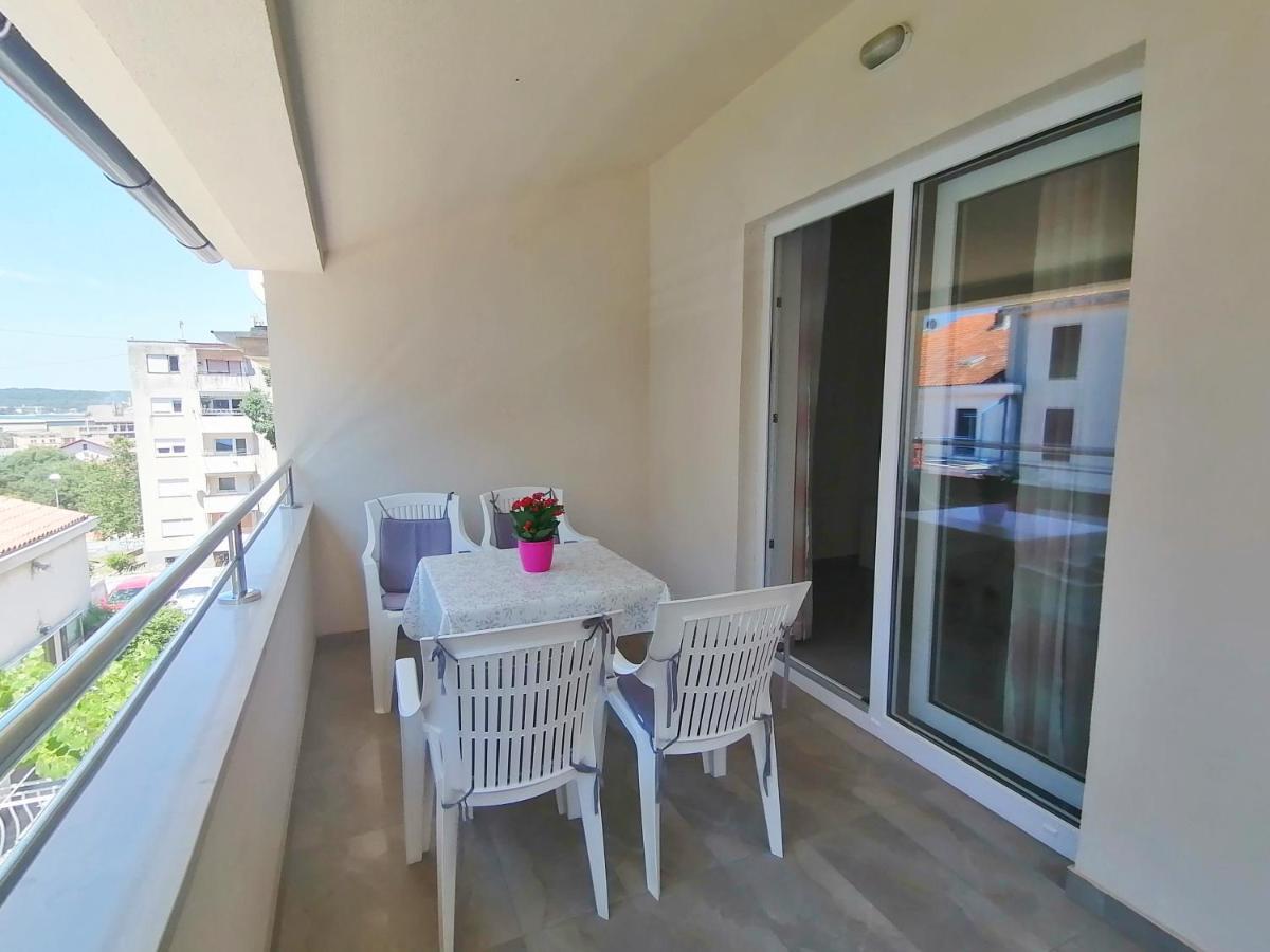 Holiday Apartment Dunja Пула Екстер'єр фото