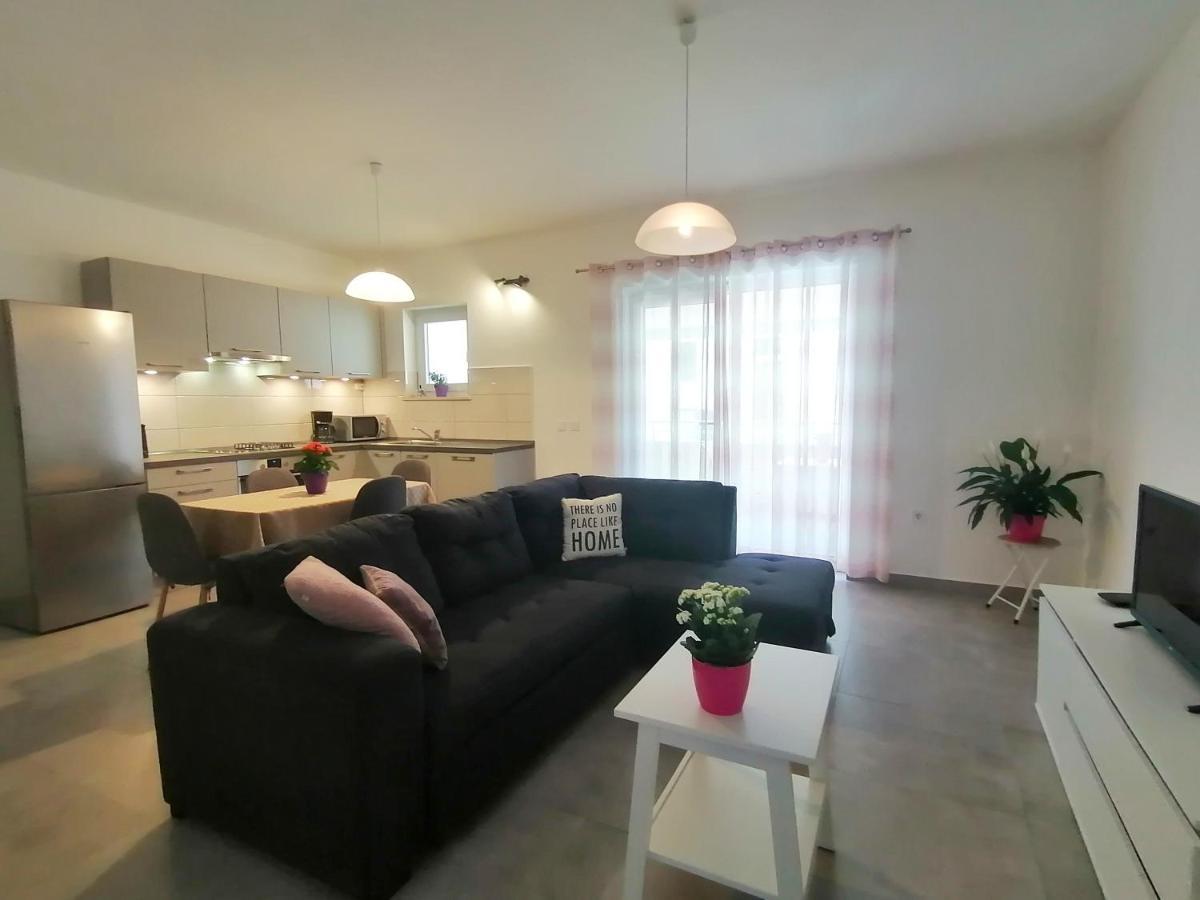 Holiday Apartment Dunja Пула Екстер'єр фото