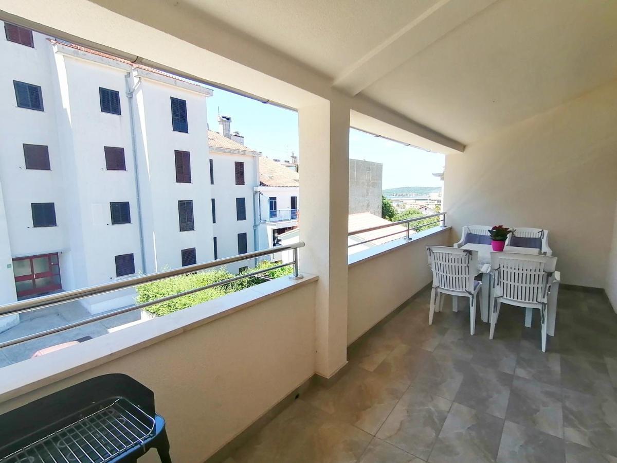 Holiday Apartment Dunja Пула Екстер'єр фото
