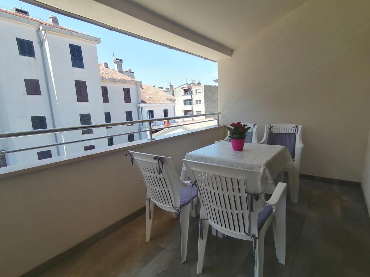Holiday Apartment Dunja Пула Екстер'єр фото